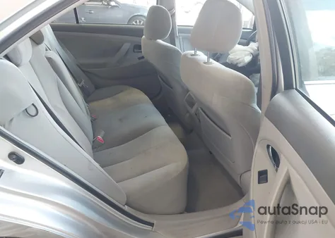 2007 Toyota Camry Le z USA, uszkodzony, nr VIN 4T1BE46K07U162462